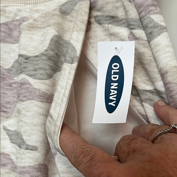 Woman’s Camouflage Shorts - Picture 3 of 3